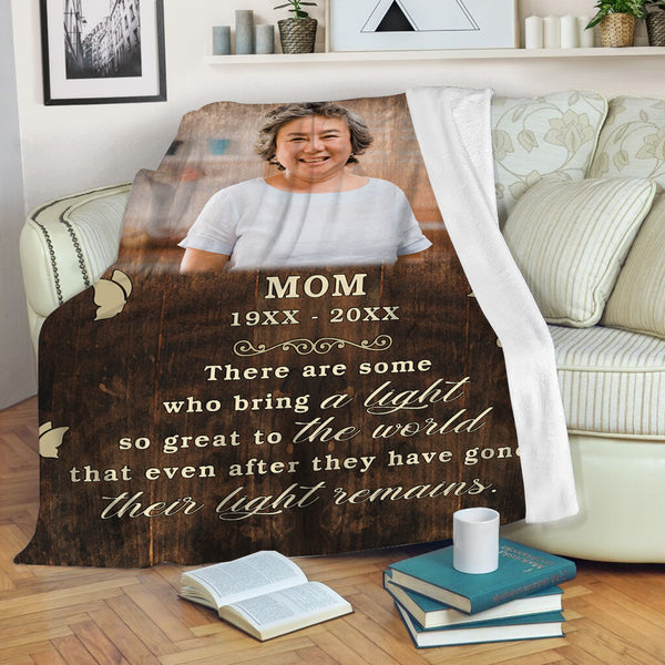 Memorial Blanket - In Memory Their Light Remains Personalized Memorial Gift Sympathy Gift for Loss of Loved One Father Mother Grieving Gift Remembrance Fleece Blanket - JB287