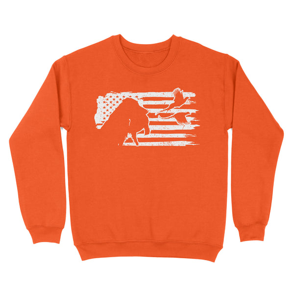 Pheasant hunting with dog American flag patriotic hunting, dog hunting pheasant shirt D01 NQS2582 Standard Crew Neck Sweatshirt